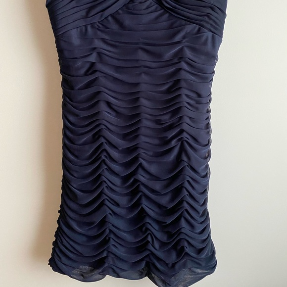 Xscape Dress - Picture 3 of 5